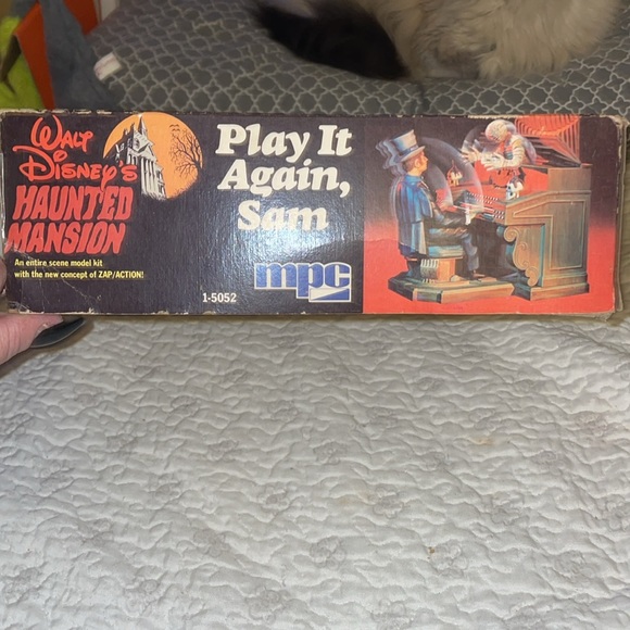 Vintage Walt Disney Haunted Mansion “Play It Again, Sam” Model Kit- as is - Picture 6 of 15